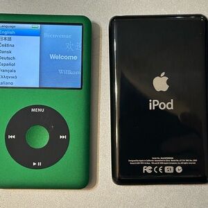 Apple iPod Green and Black 7th generation 160gb